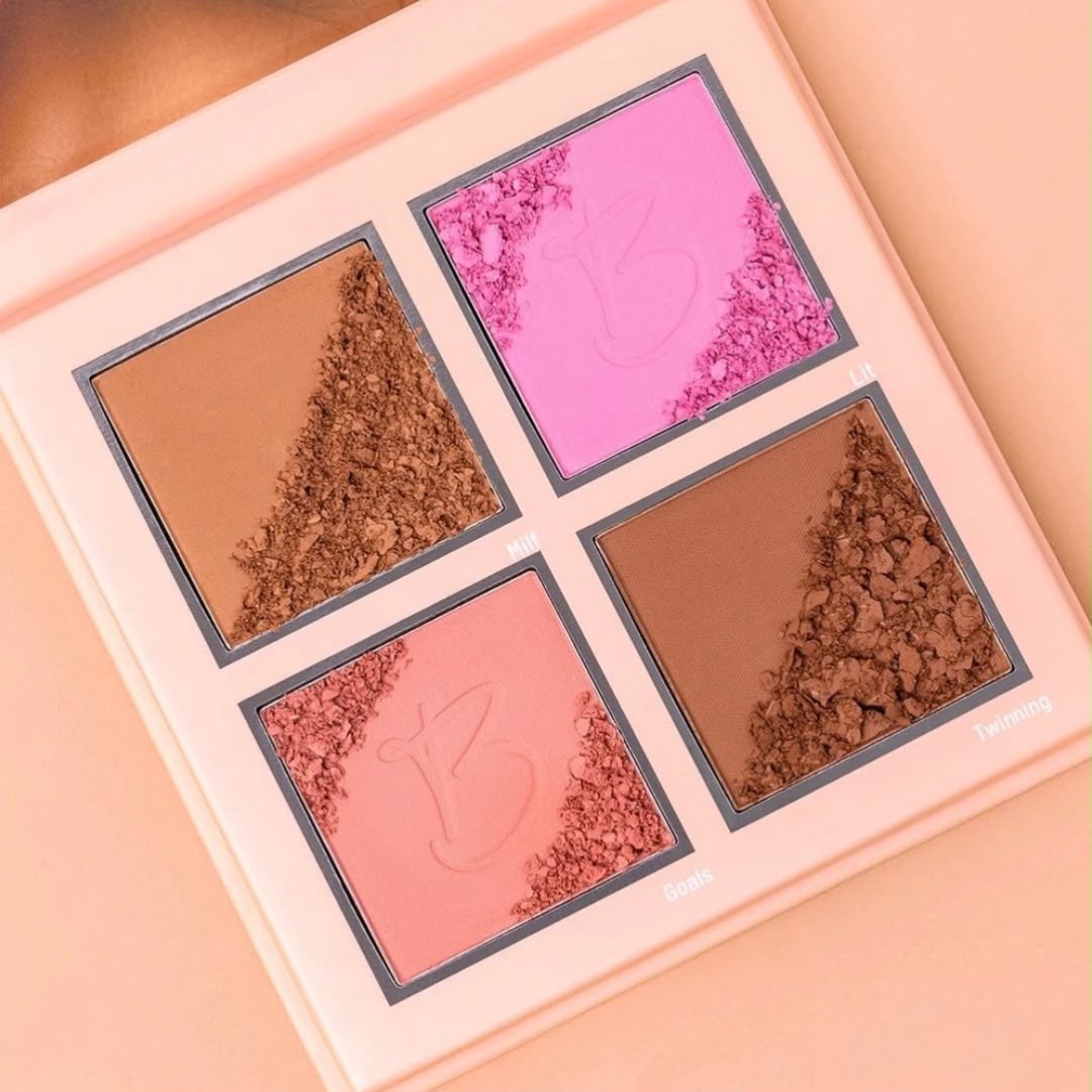 WhatsApp Image 2026-10-04 at 4.50.38 PM-2 MURILLO TWINS X BEAUTY CREATIONS QUAD GOALS-PALETA DE ROSTRO - Imagen 1